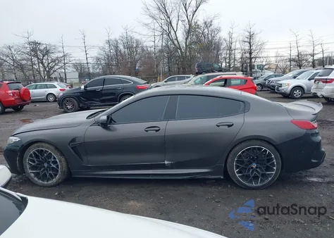 2020 BMW M8 Gran Coupe Competition z USA, uszkodzony, nr VIN WBSGV0C07LCD51112